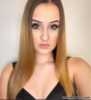 Gecinyelő Ribanc Gál Boglárka