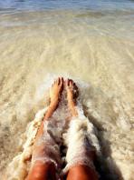 1-2-3 csajjal folyamatosan lakóautóznék + footjob videókat gyárta